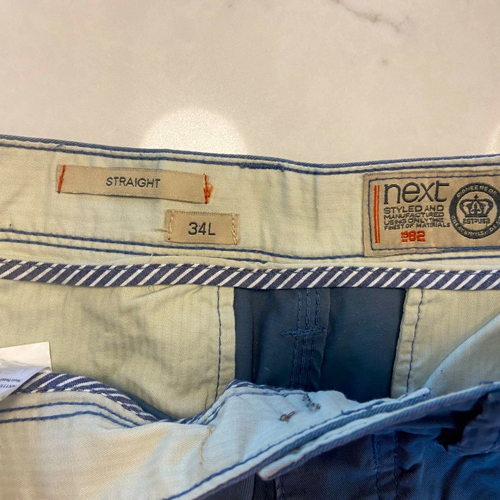 Men’s chinos